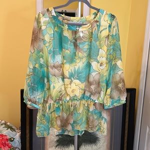 Gorgeous Sheer Top Overlays White Sleeveless Top Size 16